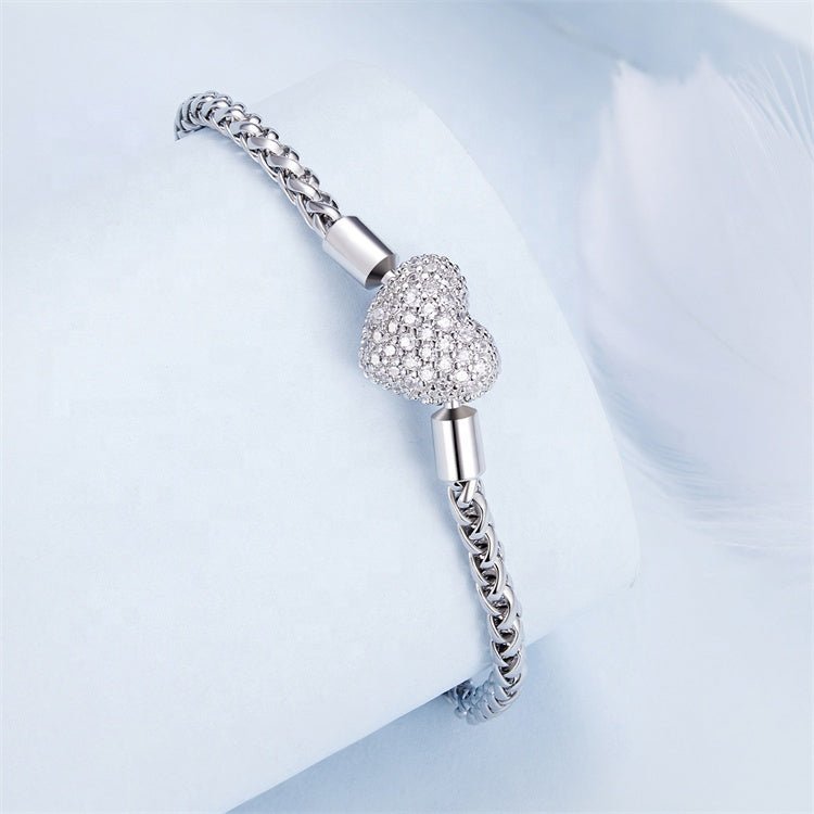 Sparkling Heart Pavé Chain Bracelet