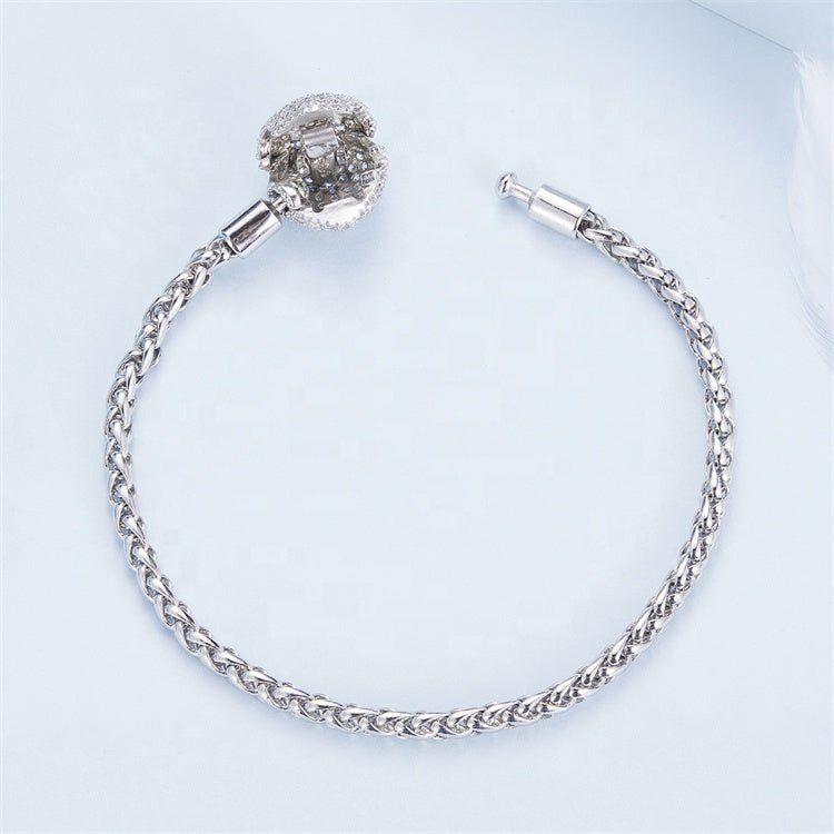 Sparkling Heart Pavé Chain Bracelet