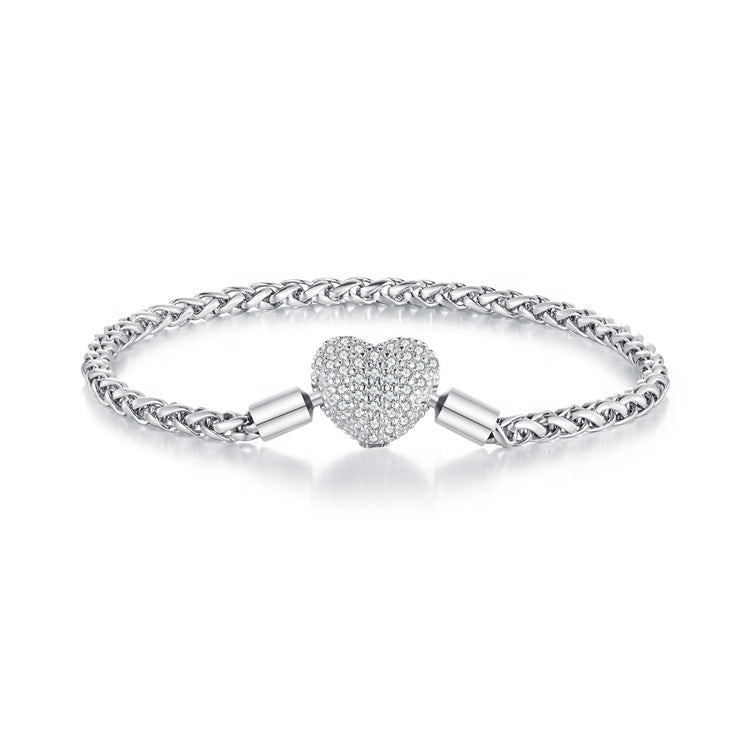 Sparkling Heart Pavé Chain Bracelet