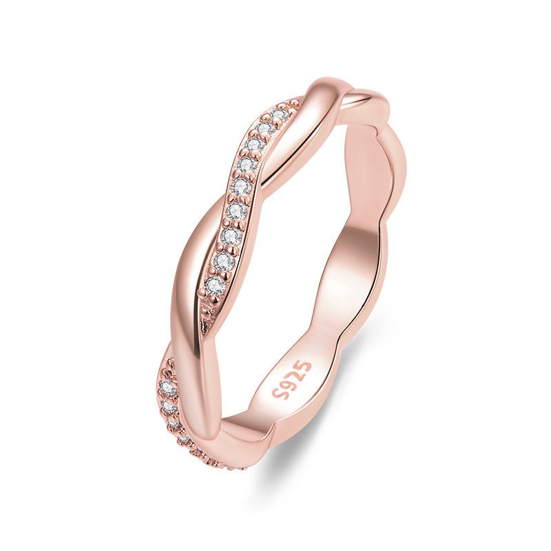 Twisted Radiance Pavé Band Ring